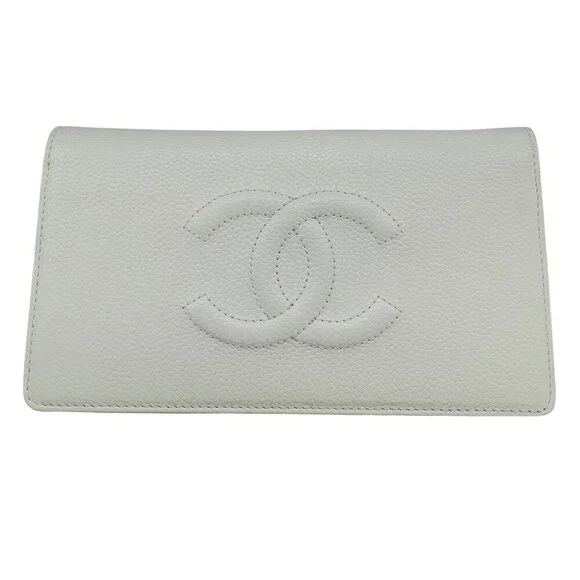 CHANEL | Bags | Chanel Authentic White Caviar Leather Logo  display picture 1